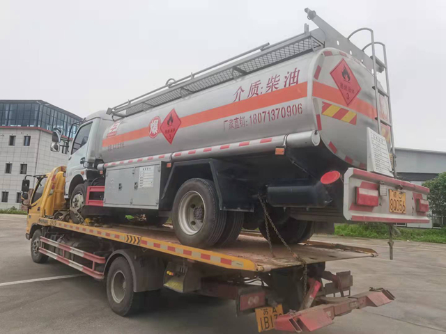 南京江宁区附近救援车拖车方法是？