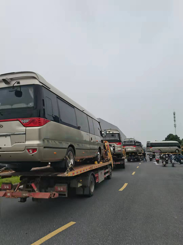 南京汽车搭电救援收费